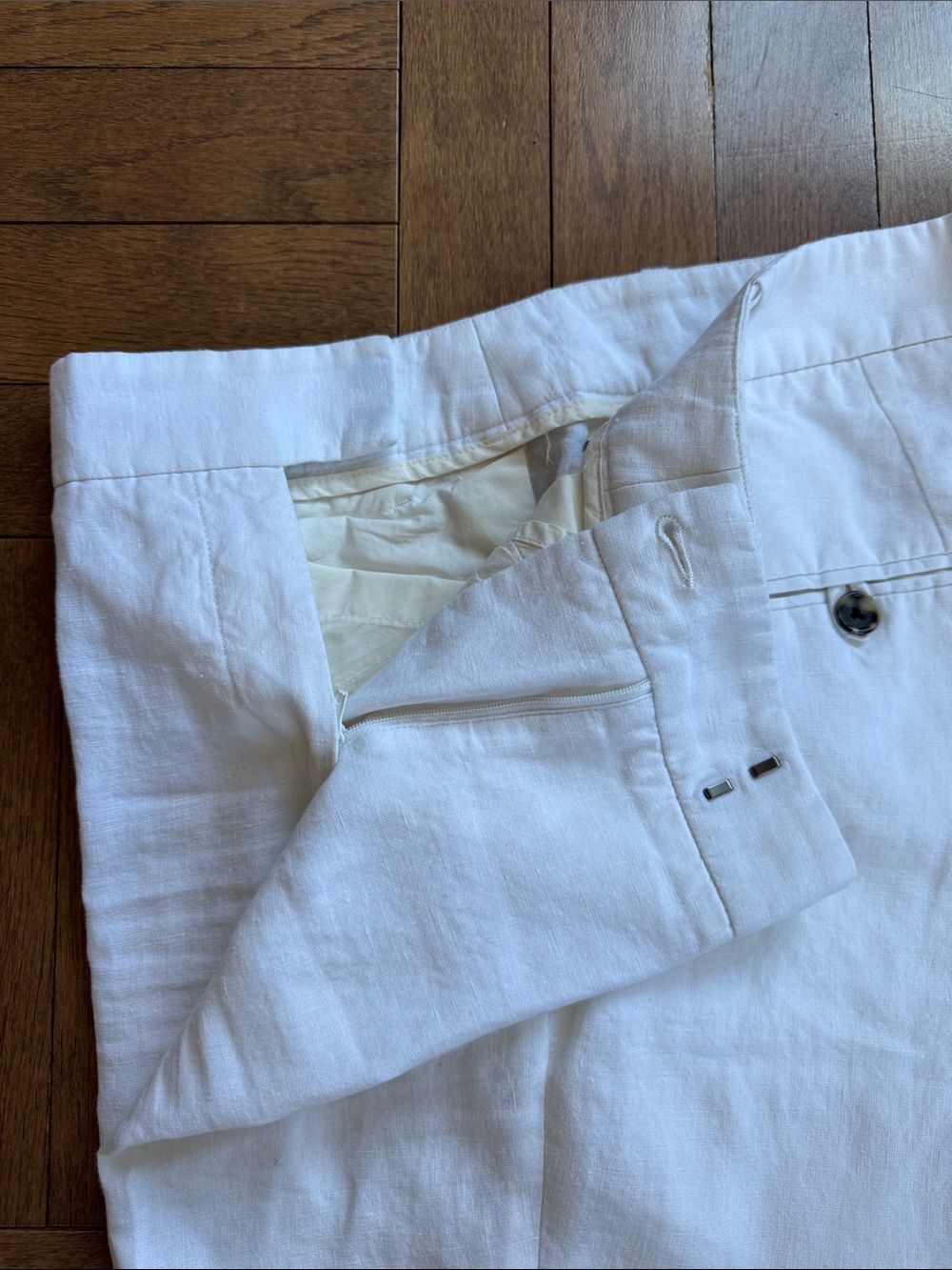 Faconnable White Linen Women’s Suit Jacket & Pants - Picture 9 of 12